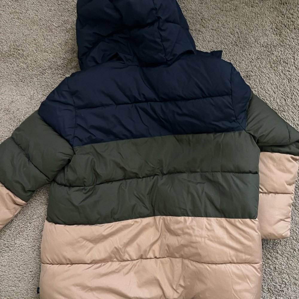 GAP Colorblock Puffer Jacket - Picture 4 of 5